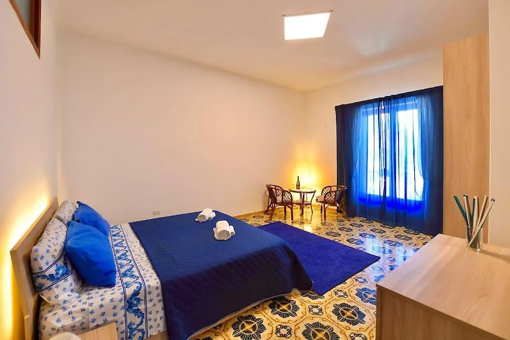 Villa Nina Amalfi 0*,